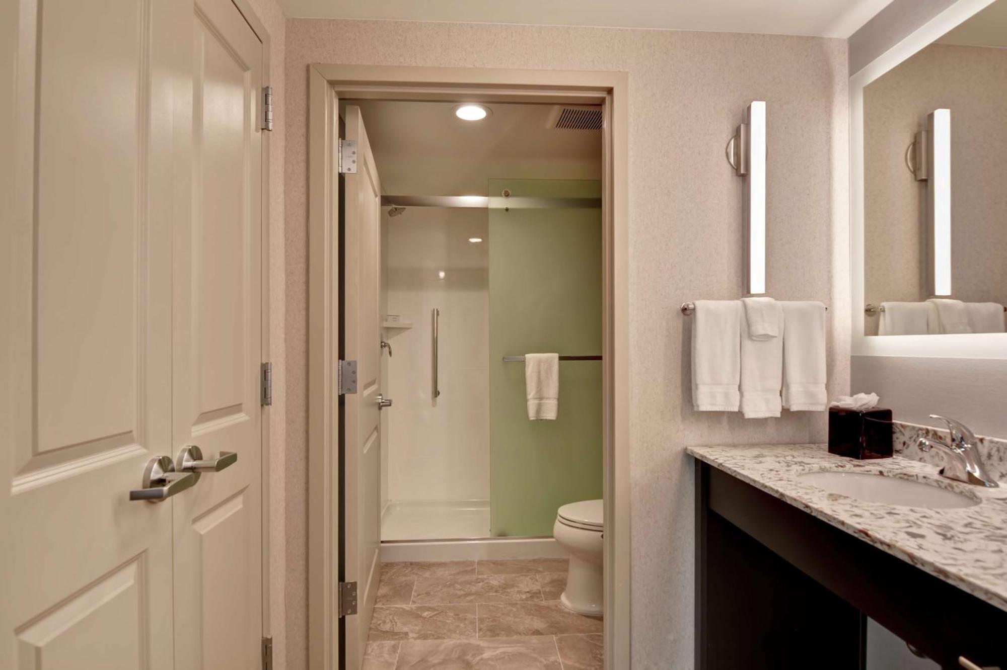 Homewood Suites By Hilton Poughkeepsie Buitenkant foto