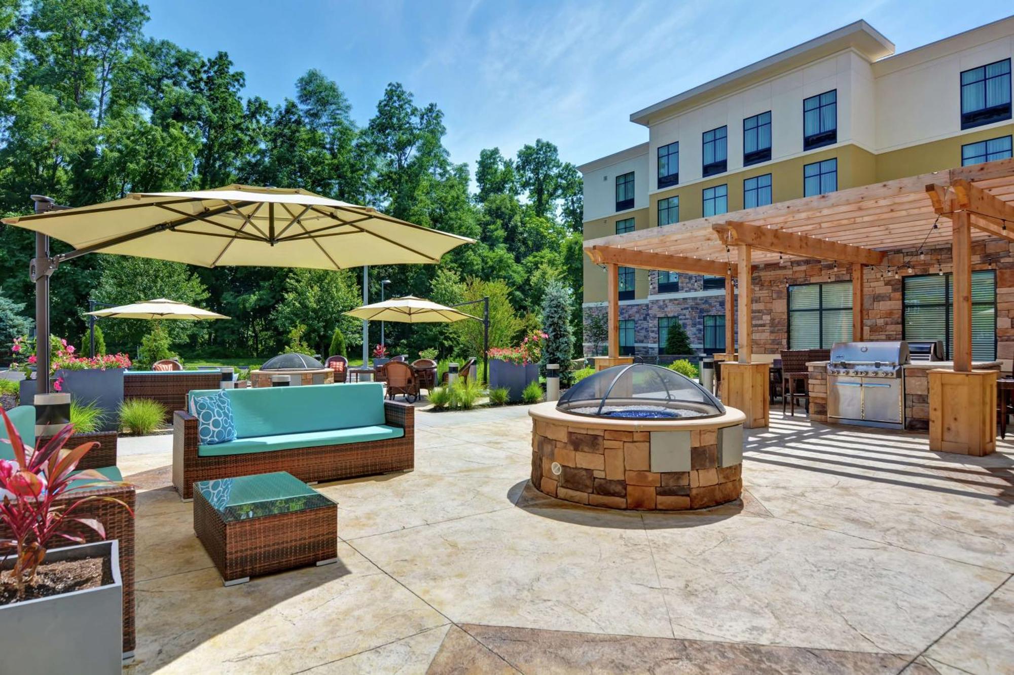 Homewood Suites By Hilton Poughkeepsie Buitenkant foto